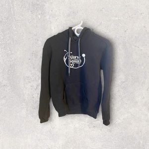4/$20🌿Gildan nurse squad hoodie